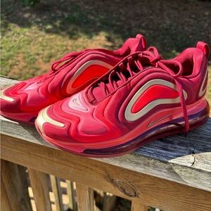 Nike Air Max 720, crimson red and gold, size 7Y equivalent=women’s size 9